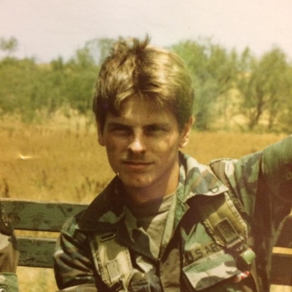 Meet your Posher, Artis - Picture 1 of 1